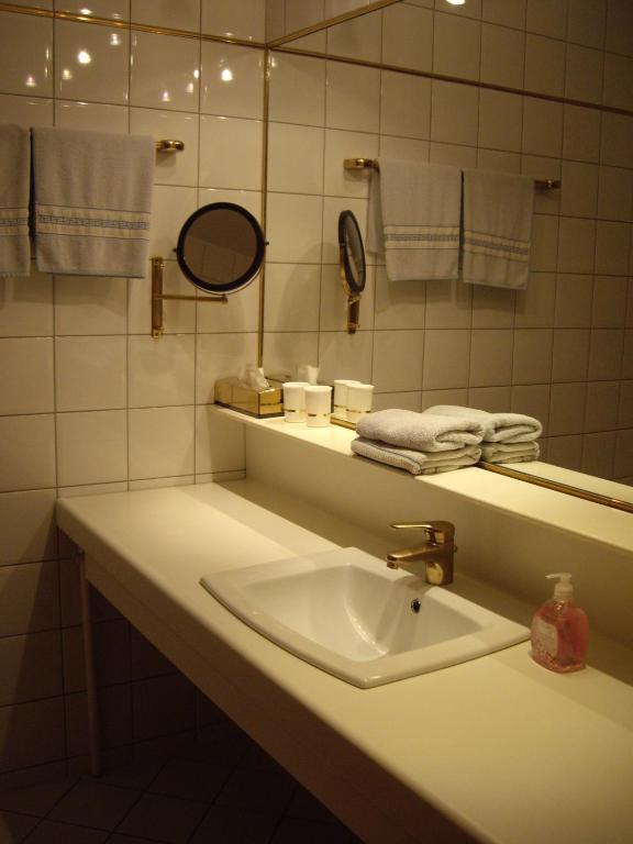 Hotel Pension Stadlhuber Aktivpark Кремсмюнстер Экстерьер фото